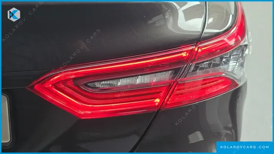 TOYOTA CAMRY 2.5 XLE HYBRID