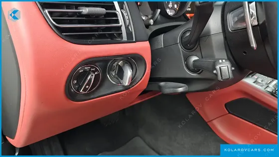 PORSCHE MACAN 2.0