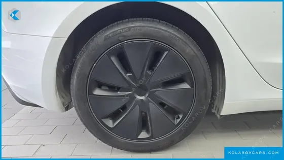 TESLA MODEL 3 RWD