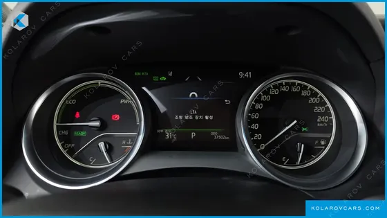 TOYOTA CAMRY 2.5 XLE HYBRID