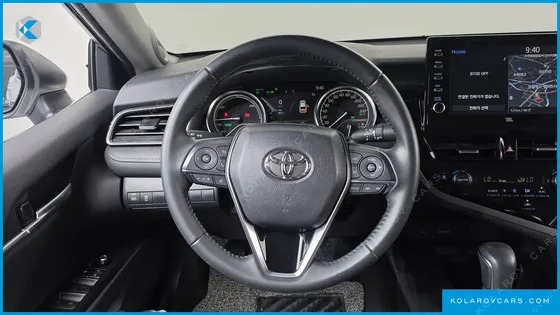 TOYOTA CAMRY 2.5 XLE HYBRID
