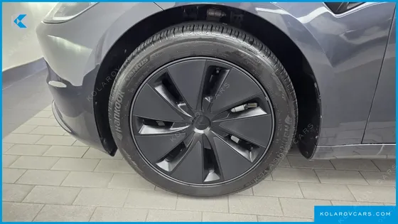 TESLA MODEL 3 RWD