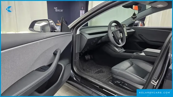 TESLA MODEL 3 RWD