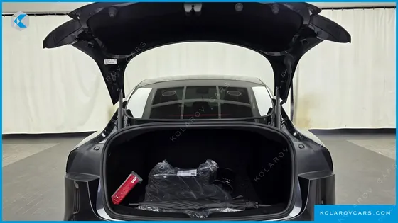 TESLA MODEL 3 RWD