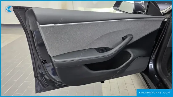 TESLA MODEL 3 RWD