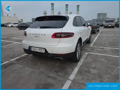 PORSCHE MACAN 2.0