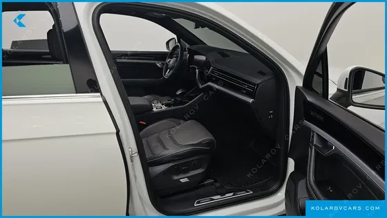 VOLKSWAGEN TOUAREG 3.0 TDI R-LINE