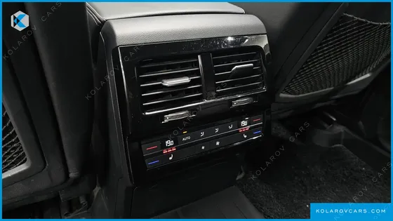 VOLKSWAGEN TOUAREG 3.0 TDI R-LINE