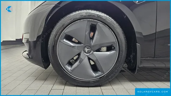 TESLA MODEL 3 LONG RANGE AWD