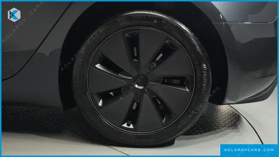 TESLA MODEL 3 RWD
