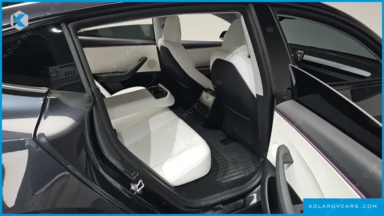 TESLA MODEL 3 RWD