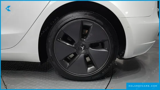 TESLA MODEL 3 LONG RANGE AWD