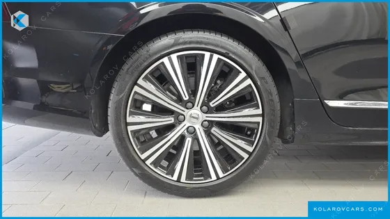 VOLVO S90 B5 INSCRIPTION