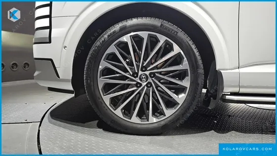 HYUNDAI PALISADE GASOLINE 2.5T 2WD 7-SEATER