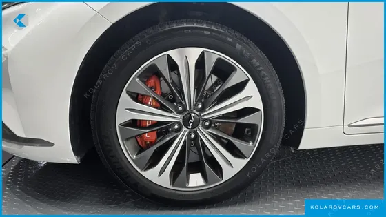 KIA K8 SIGNATURE