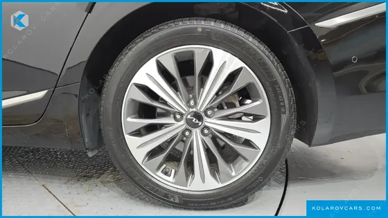 KIA K8 SIGNATURE