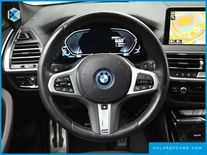BMW IX3 M SPORTS