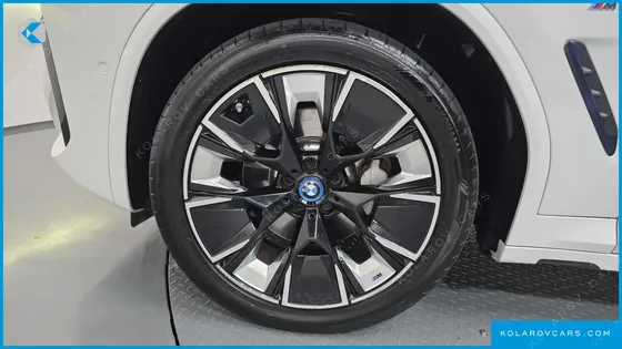 BMW IX3 M SPORTS