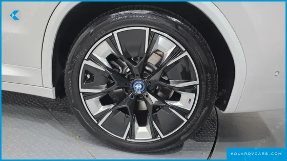 BMW IX3 M SPORTS