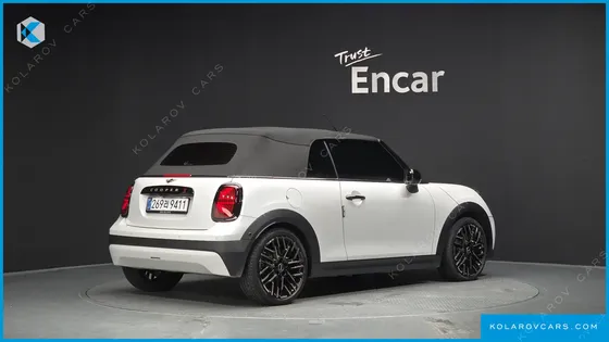 MINI COOPER CONVERTIBLE FAVOURED