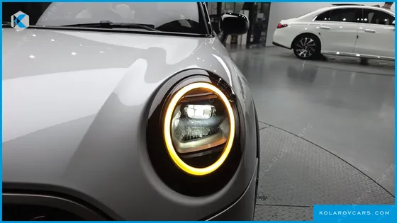 MINI COOPER CONVERTIBLE FAVOURED