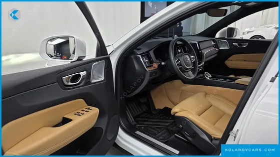 VOLVO XC60 B5 ULTIMATE BRIGHT