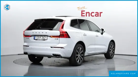 VOLVO XC60 B5 INSCRIPTION