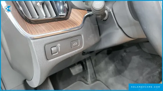 VOLVO XC60 B5 INSCRIPTION
