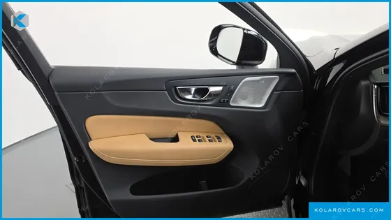 VOLVO XC60 T8 INSCRIPTION