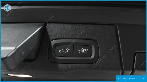 VOLVO XC60 B5 ULTIMATE BRIGHT