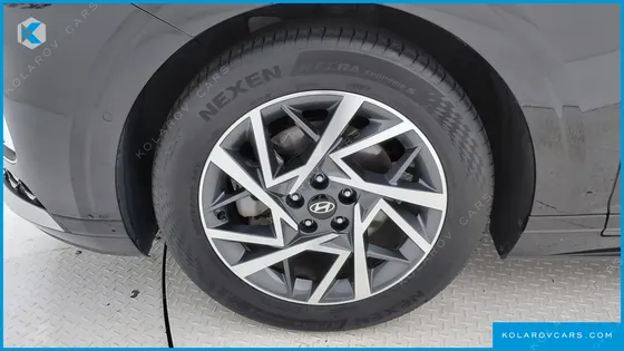 HYUNDAI GRANDEUR 2,5 GASOLINE 2WD