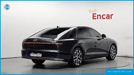 HYUNDAI GRANDEUR 2,5 GASOLINE 2WD