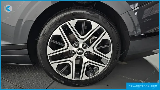 HYUNDAI GRANDEUR 2,5 GASOLINE 2WD