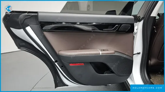 HYUNDAI GRANDEUR 2,5 GASOLINE 2WD