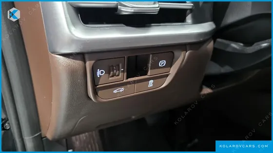 HYUNDAI GRANDEUR 2,5 GASOLINE 2WD