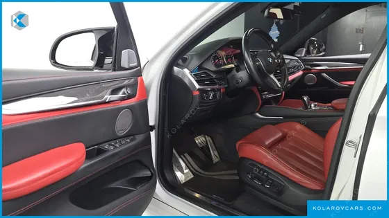 BMW X6M 4.4