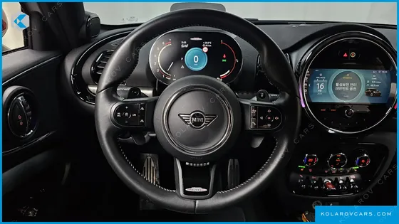 MINI CLUBMAN JCW