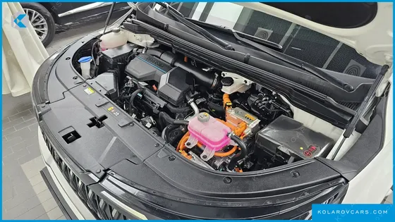 KIA CARNIVAL HEV 9SEATER SIGNATURE