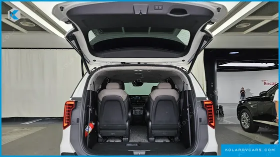 KIA CARNIVAL HEV 9SEATER SIGNATURE