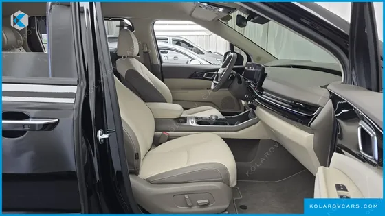 KIA CARNIVAL GASOLINE 7-SEATER SIGNATURE