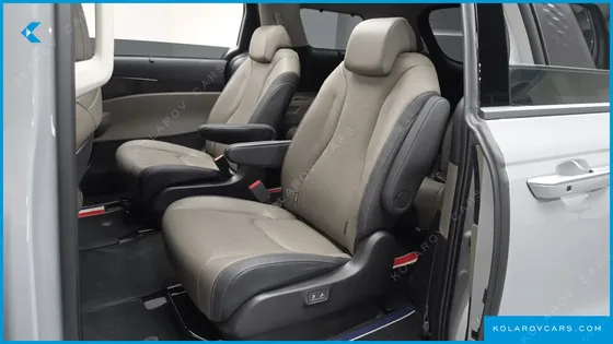 KIA CARNIVAL HEV 9 SEATER X LINE