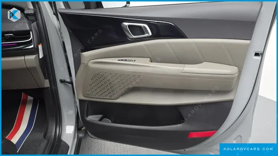 KIA CARNIVAL HEV 9 SEATER X LINE