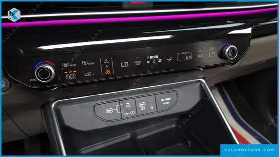 KIA CARNIVAL HEV 9 SEATER X LINE