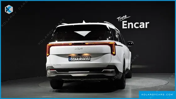 KIA CARNIVAL GASOLINE 9-SEATER NOBLESSE