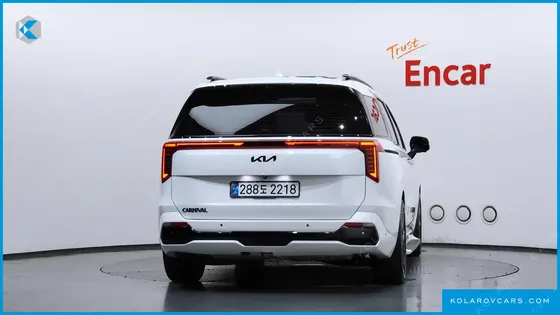 KIA CARNIVAL GASOLINE 7-SEATER SIGNATURE