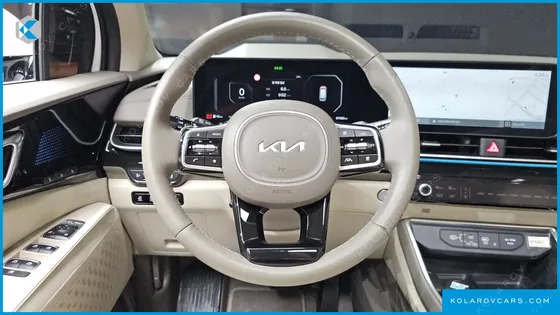 KIA CARNIVAL DIESEL 9-SEATER SIGNATURE