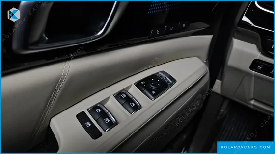 KIA CARNIVAL DIESEL 9-SEATER SIGNATURE