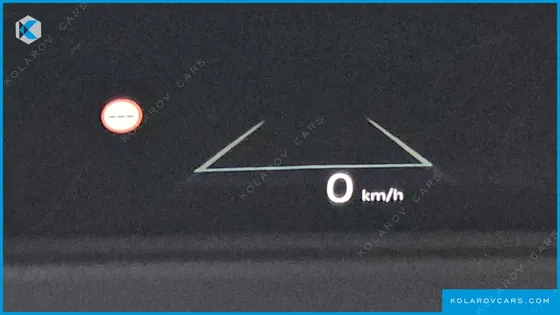 KIA CARNIVAL DIESEL 9-SEATER SIGNATURE