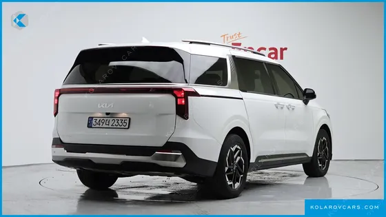 KIA CARNIVAL DIESEL 9-SEATER NOBLESSE