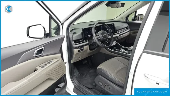 KIA CARNIVAL DIESEL 9-SEATER NOBLESSE